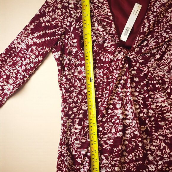Apt. 9 Burgundy Floral Twist Front Blouse – Size Medium, NWT - Picture 6 of 11